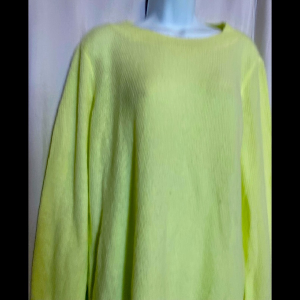 LOFT ‘Ann Taylor’ light weight sweater women’s neon yellow scooped hem Size LG